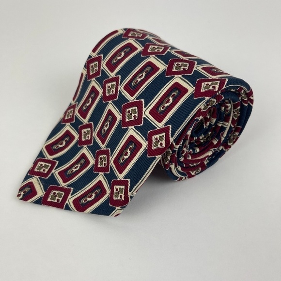 Geoffrey Beene Tie Mens Red Blue Boxes 100% Silk - Picture 1 of 5